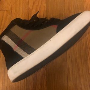 Burberry woman’s shoes